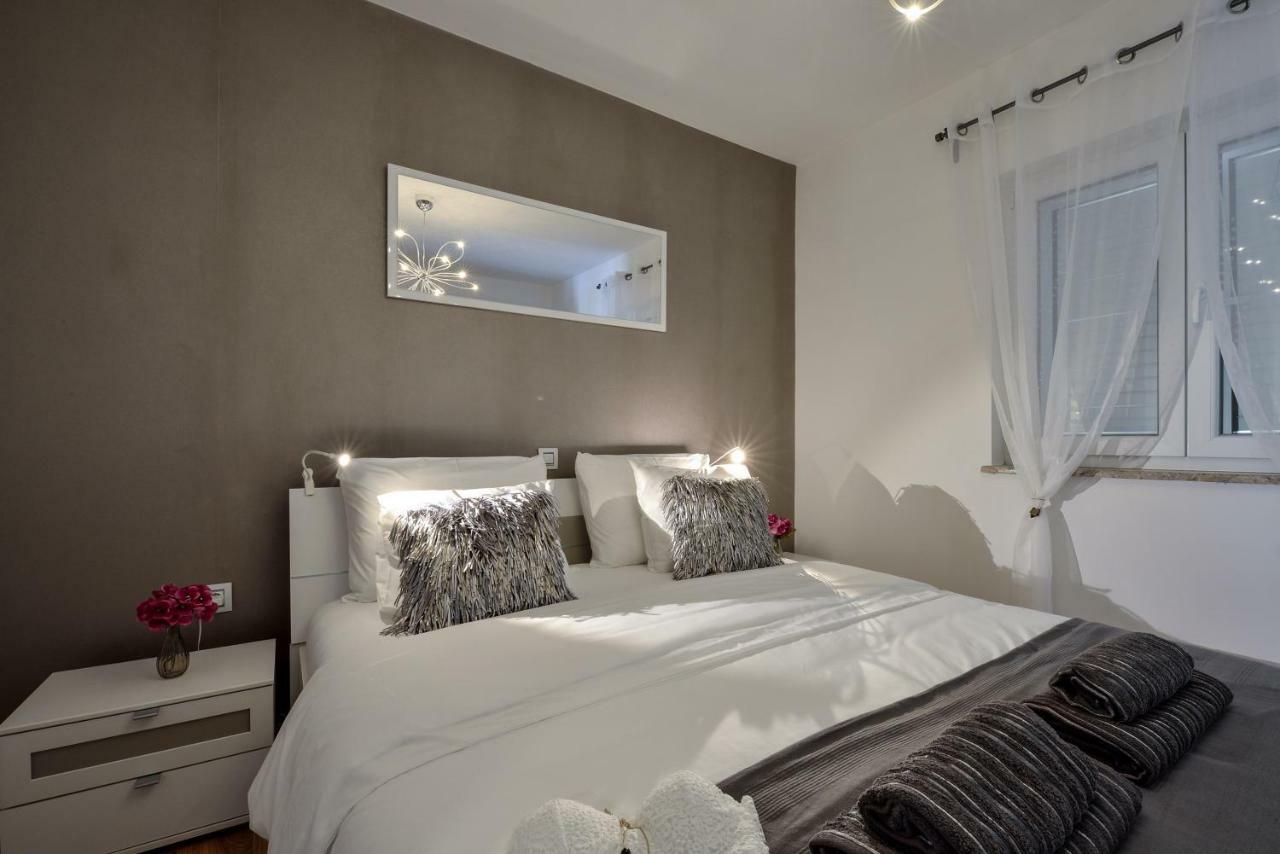 Apartments Feel Good Sukošan Eksteriør bilde