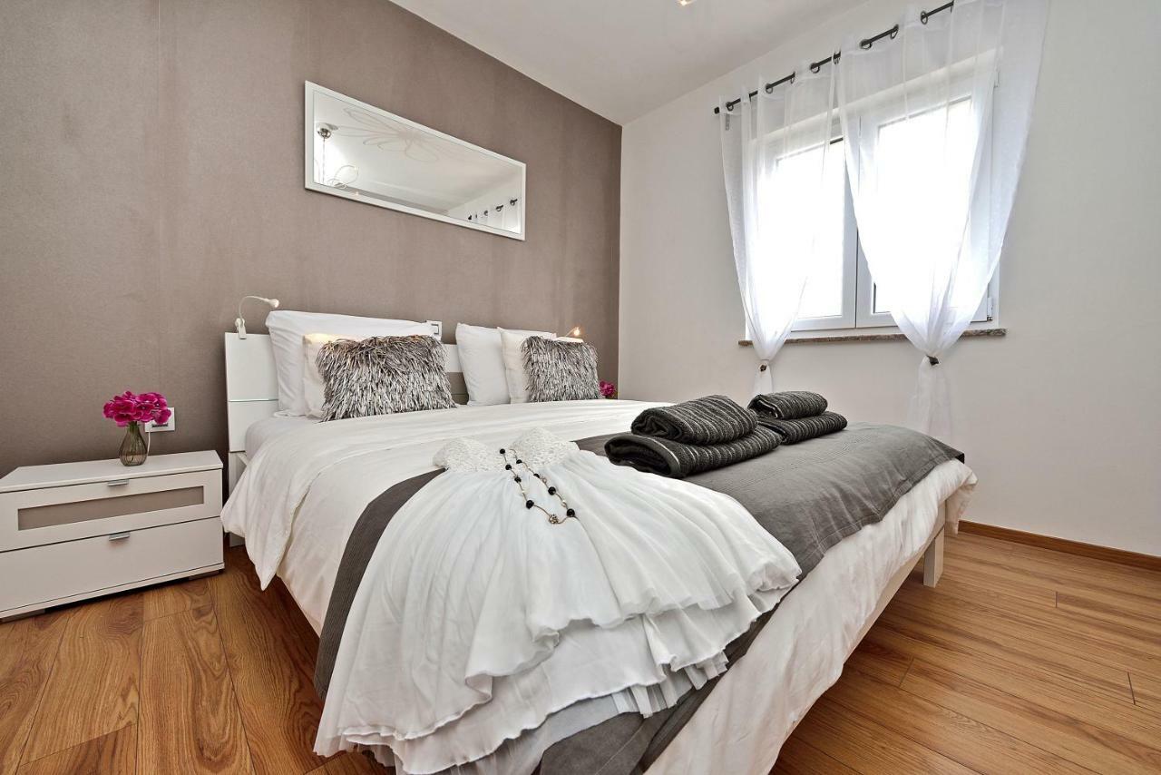 Apartments Feel Good Sukošan Eksteriør bilde