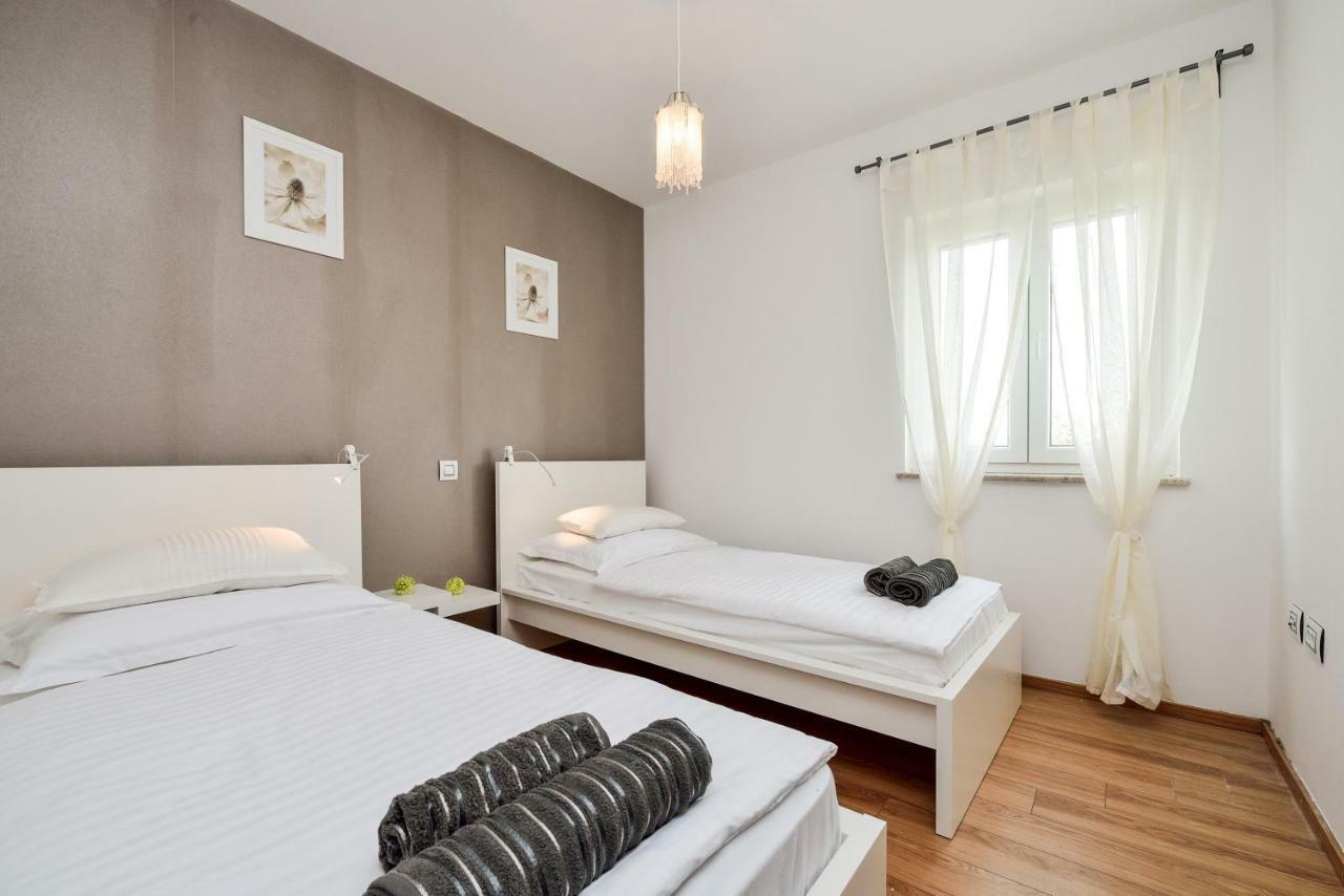 Apartments Feel Good Sukošan Eksteriør bilde