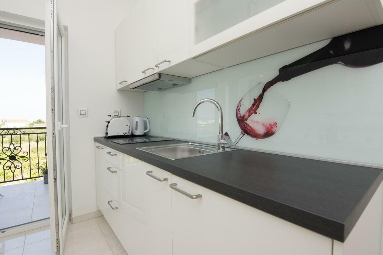 Apartments Feel Good Sukošan Eksteriør bilde